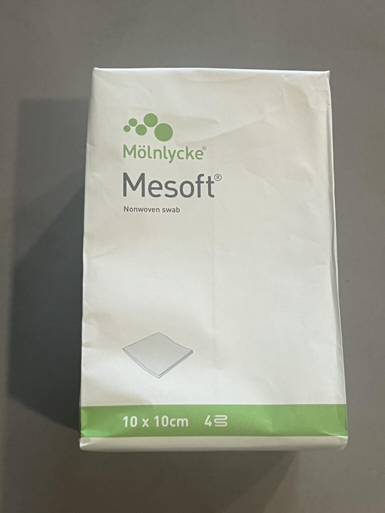 Mesoft kompressen niet-steriel 100st 10 x 10 cm